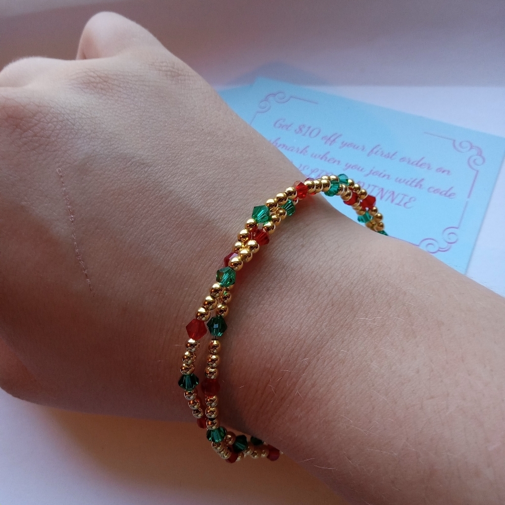 Hand Crafted Gold and Red Beaded Bracelet - Picture 7 of 7